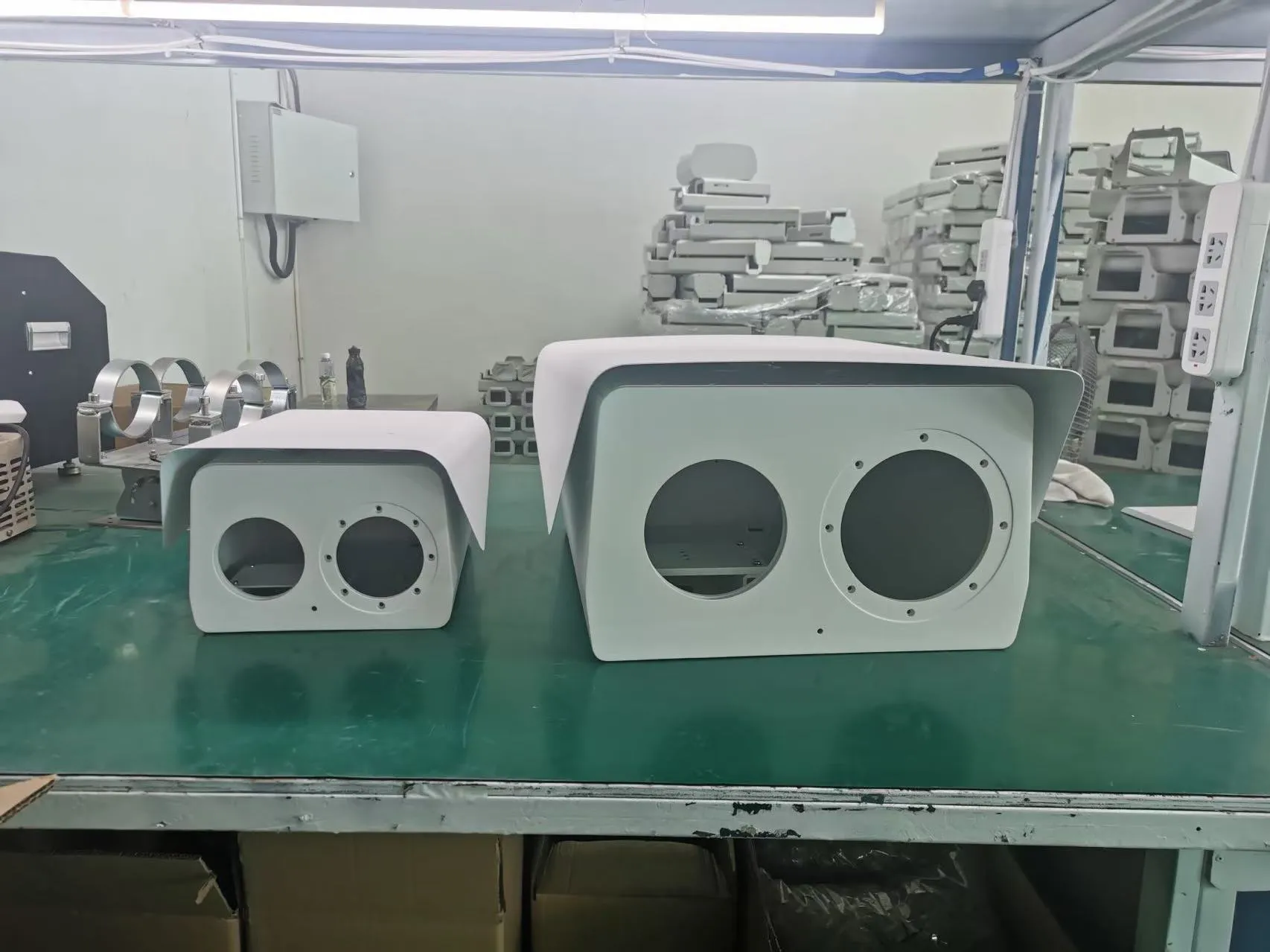 Comparison points for CCTV camera housings